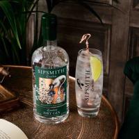 Sipsmith Highball Glas ideal für den Gin Tonic Klassiker